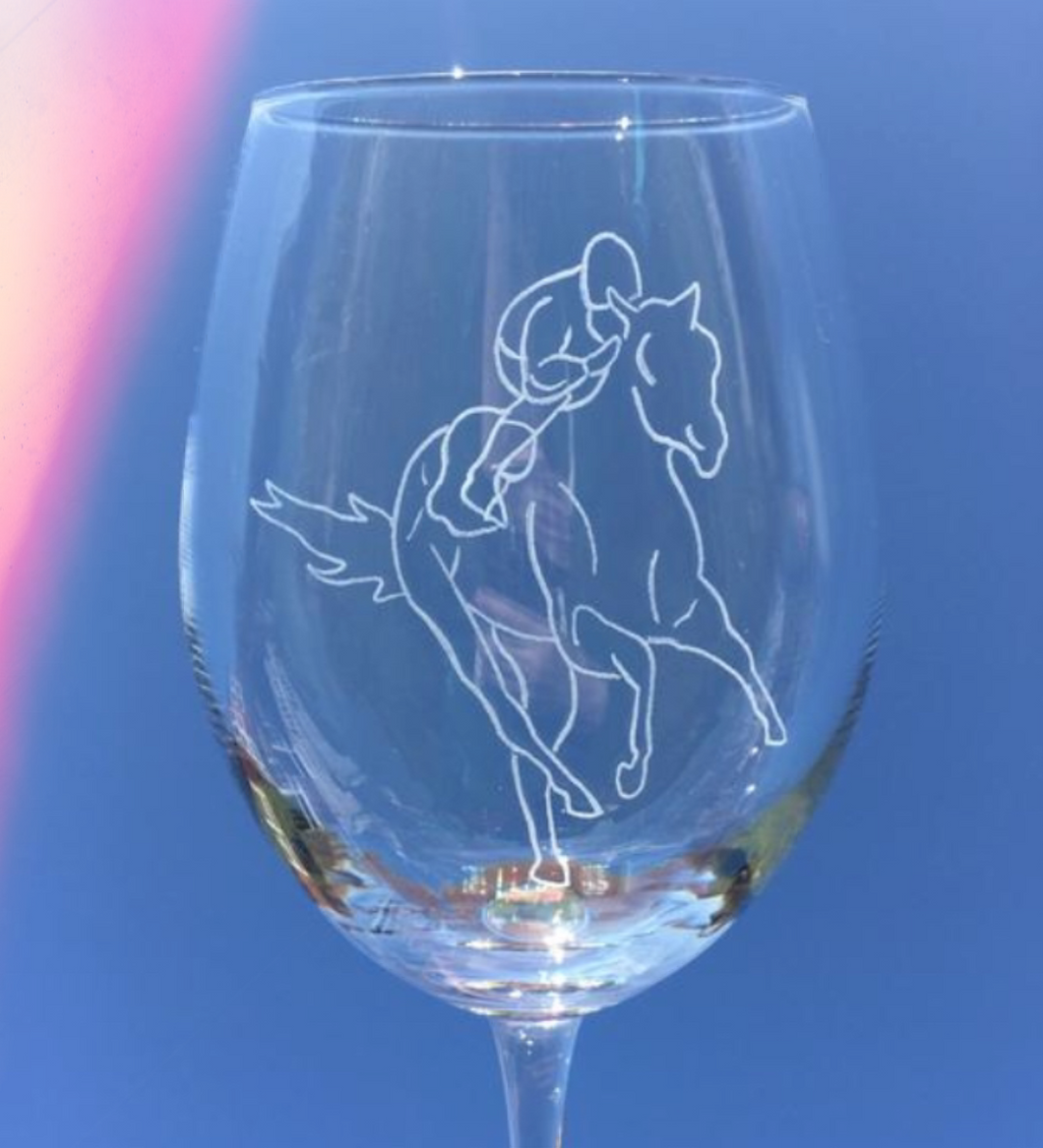 Racehorse Engraved Wine Glass